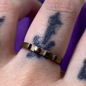 💛 Sterling Silver Tarnished Ring